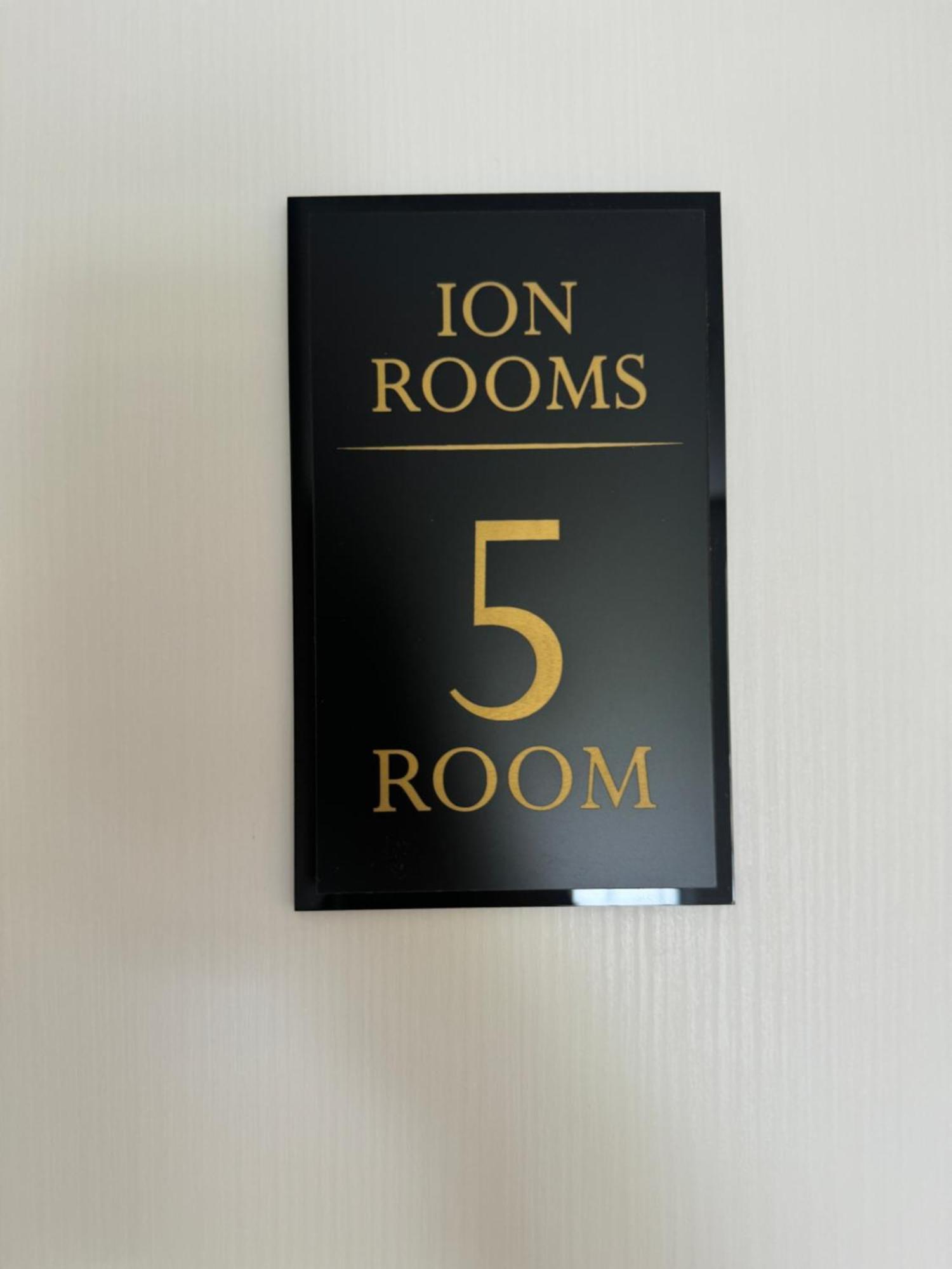 Ion Rooms Himare Exterior photo