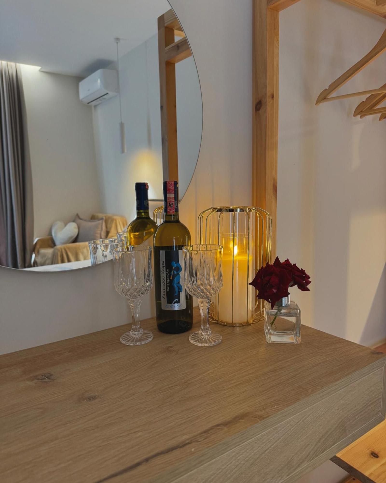 Ion Rooms Himare Exterior photo